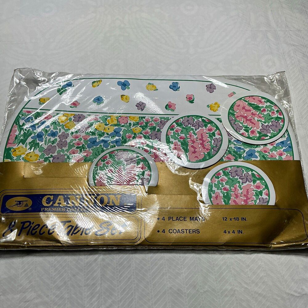Vintage Placemat Set 4 Placemats 4 Coasters Floral, Textile linen.